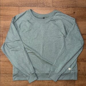 Vuori Size Large Halo Crew Neck Long Sleeve Green Pullover Top Yoga Pilates Gym